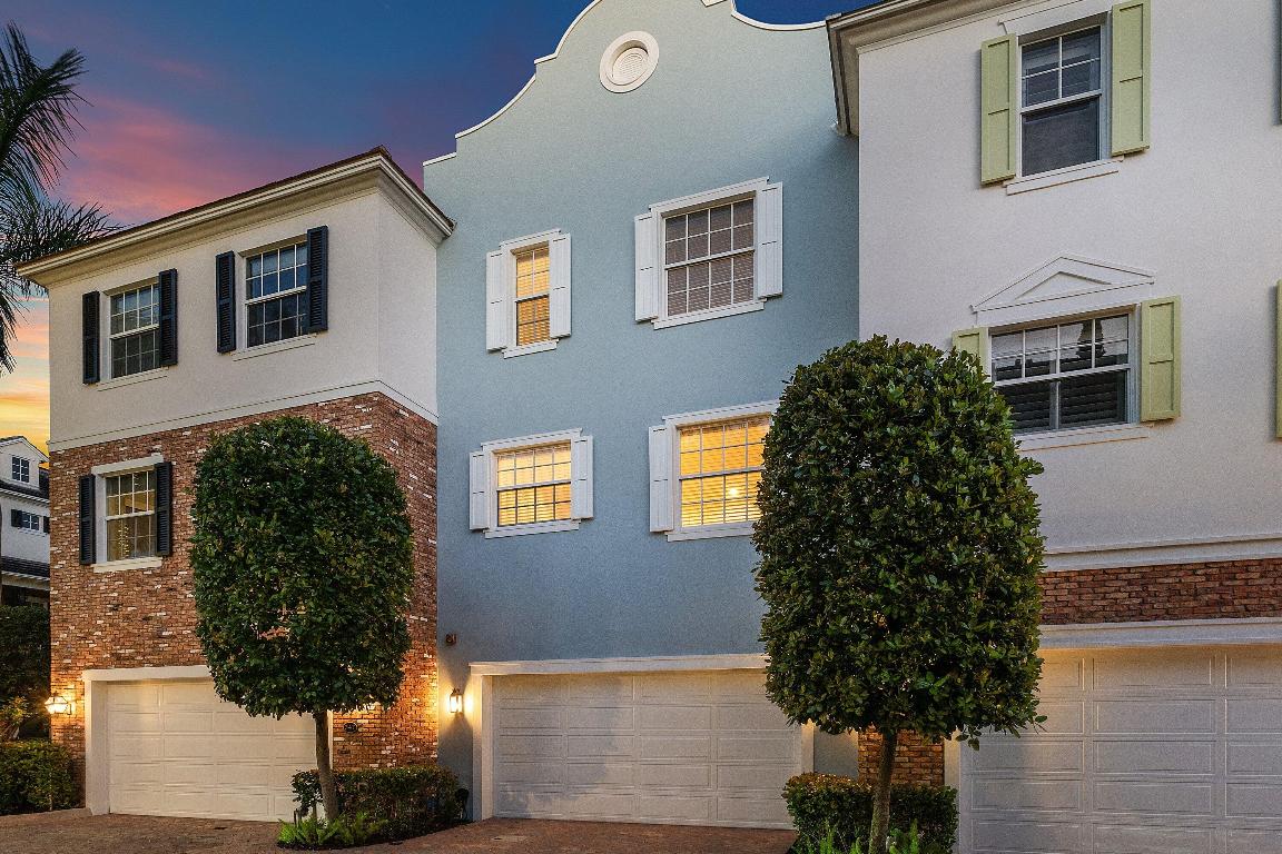 343 E Cannery Row Circle