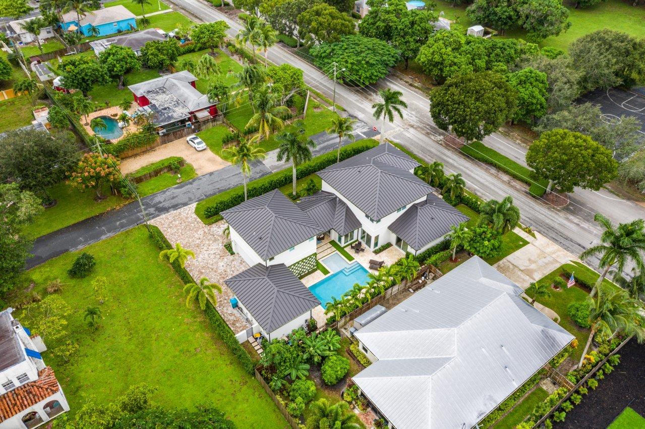 217 Gulfstream Boulevard