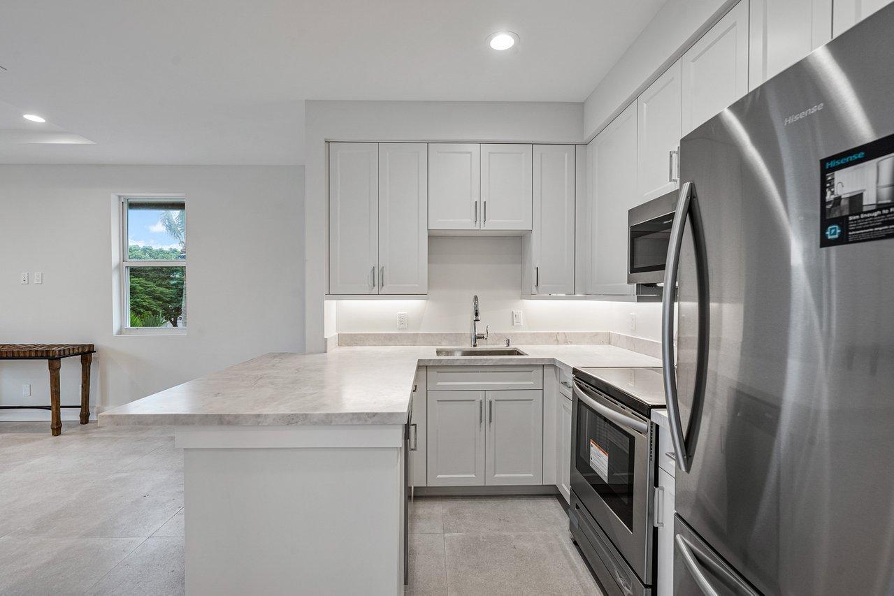 217 Gulfstream Boulevard