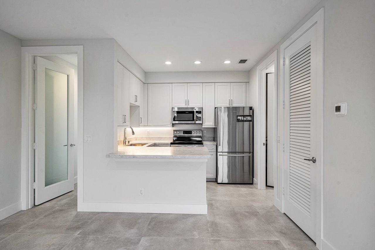 217 Gulfstream Boulevard