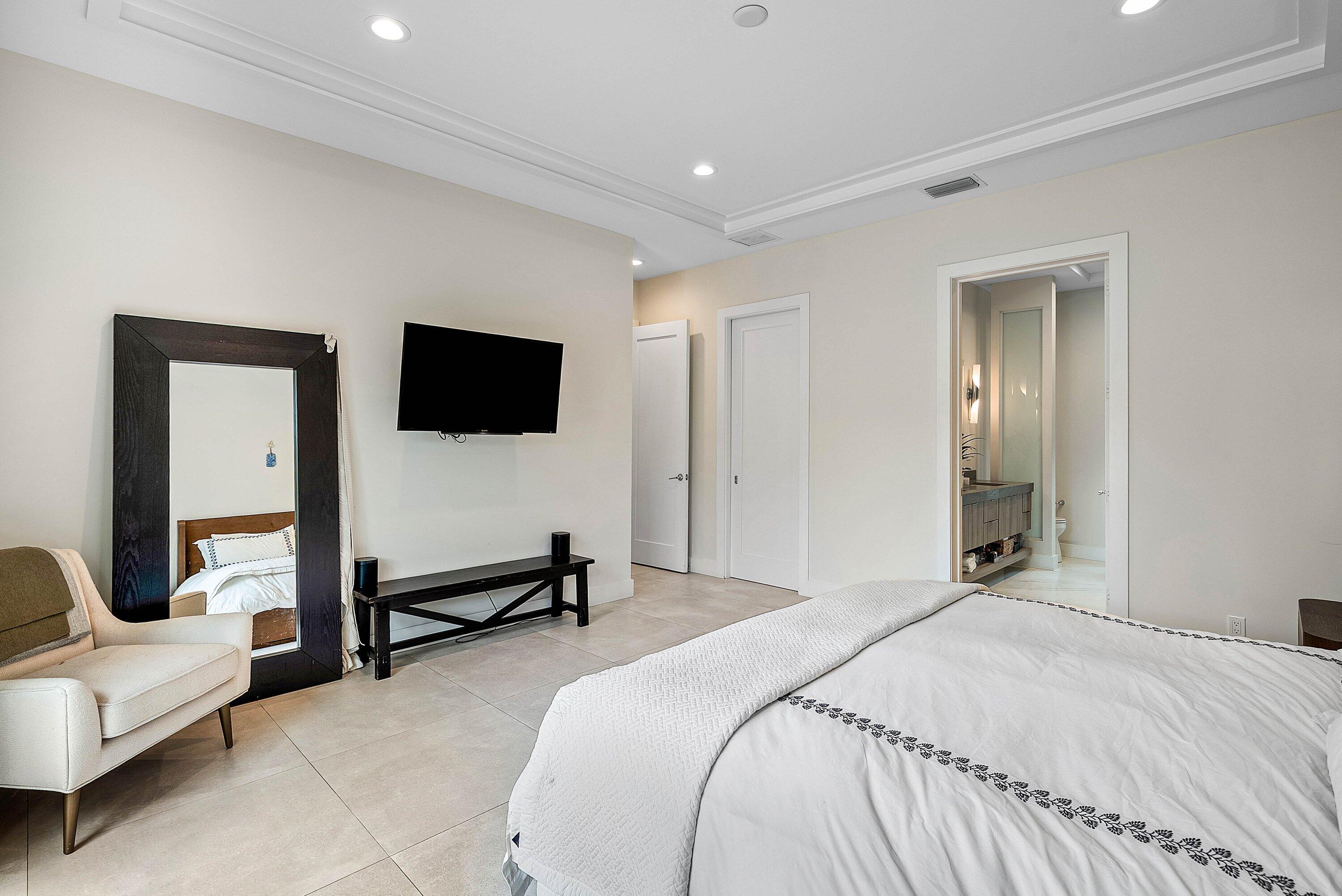 217 Gulfstream Boulevard