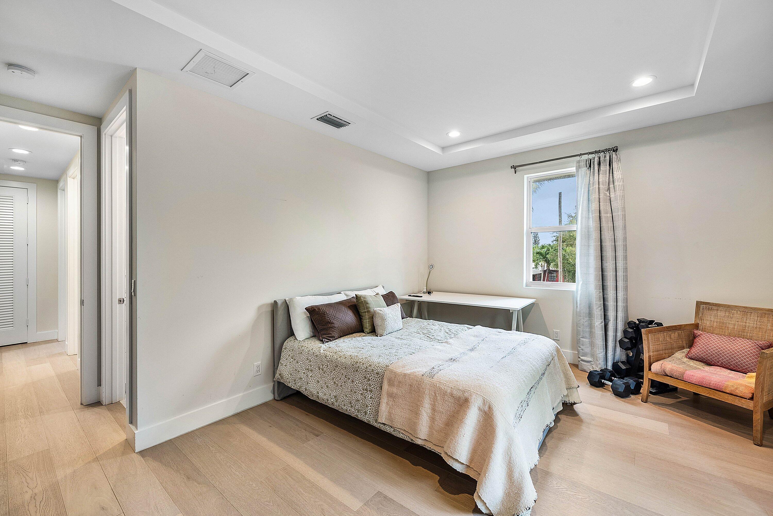 217 Gulfstream Boulevard