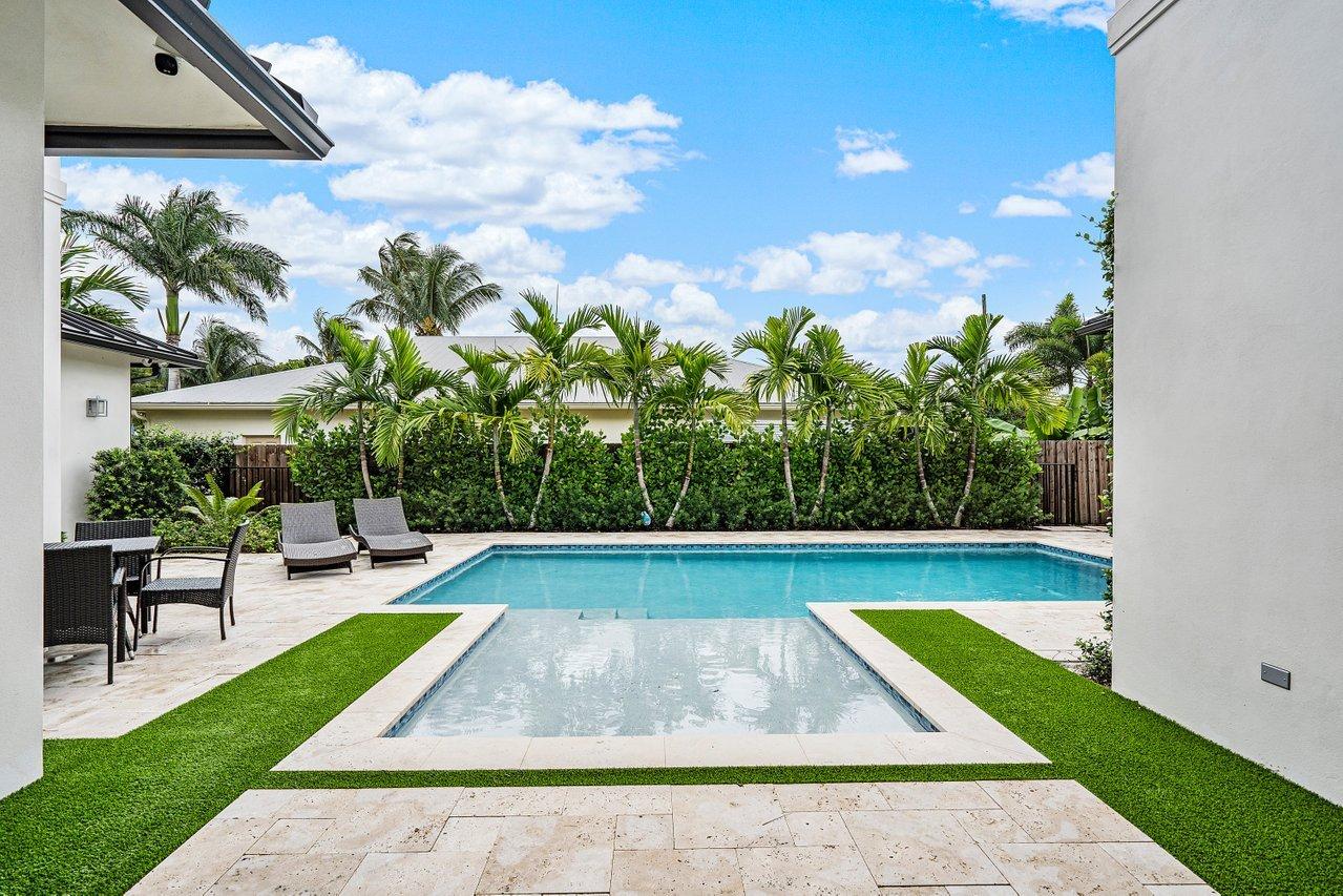 217 Gulfstream Boulevard