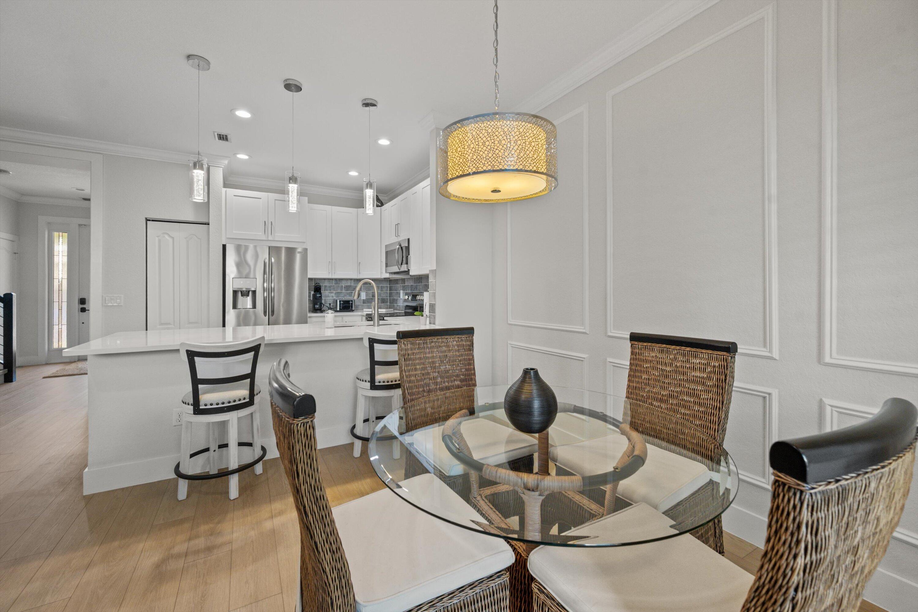 6058 Seminole Gardens Circle