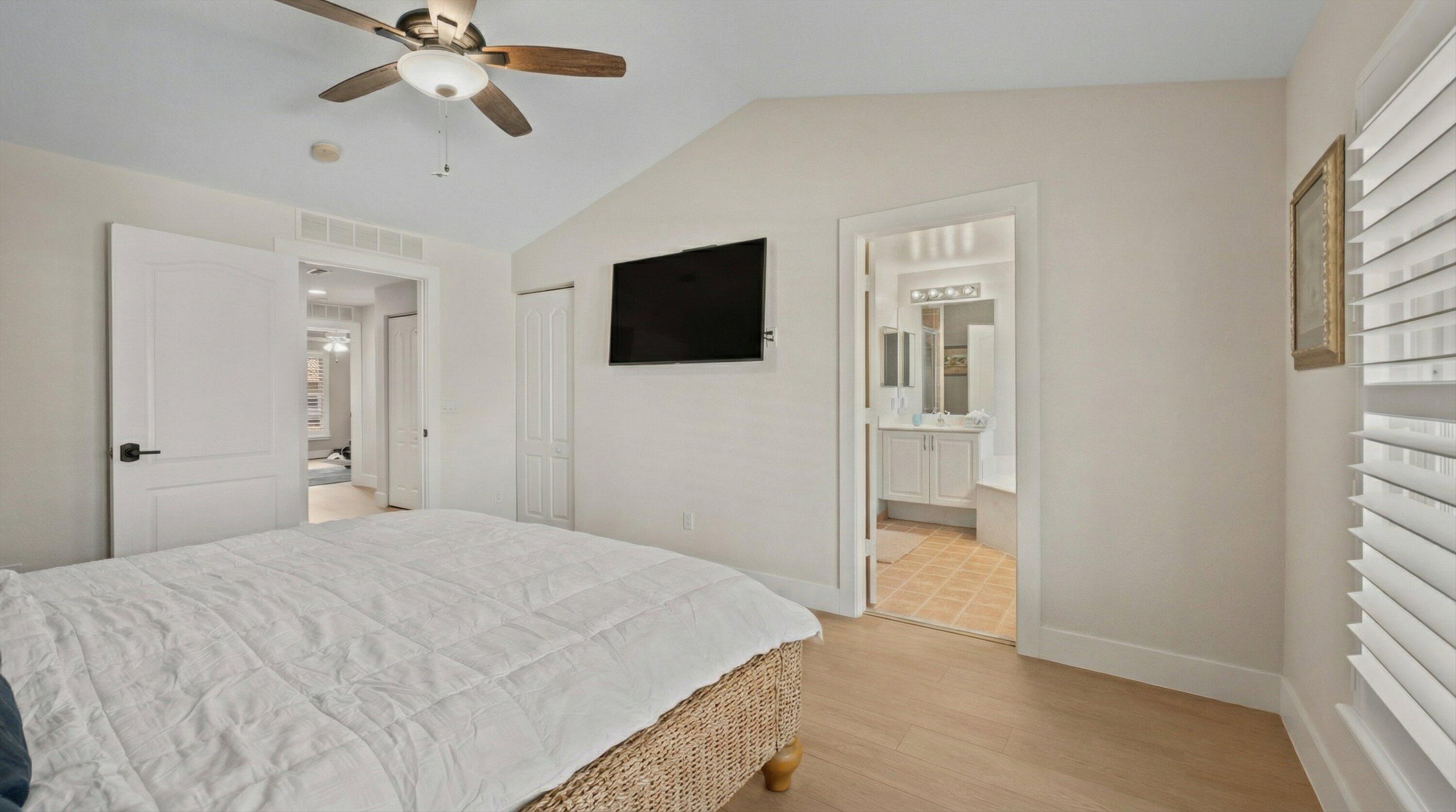6058 Seminole Gardens Circle