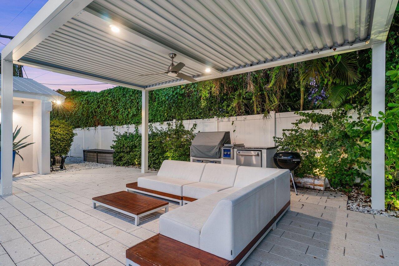 1117 Lake Drive