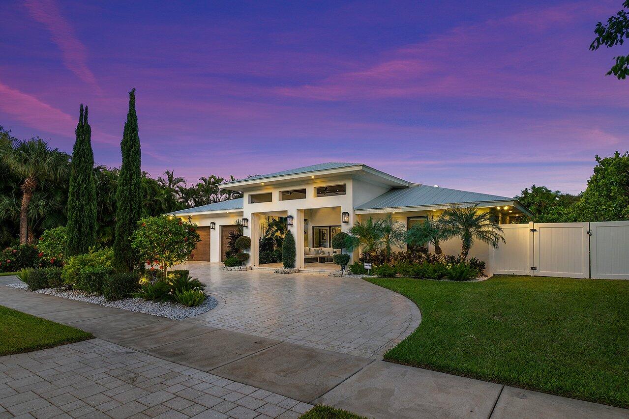 1117 Lake Drive