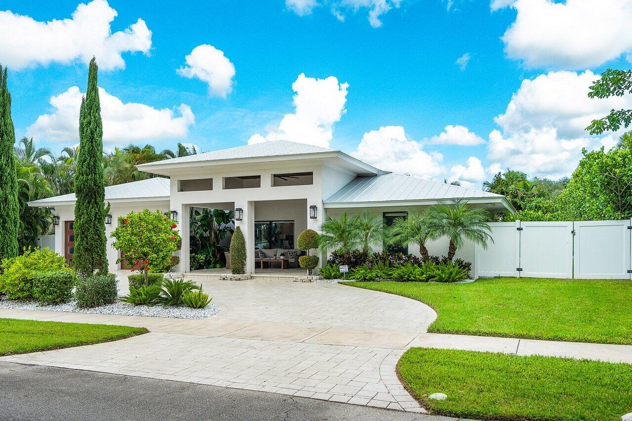 1117 Lake Drive