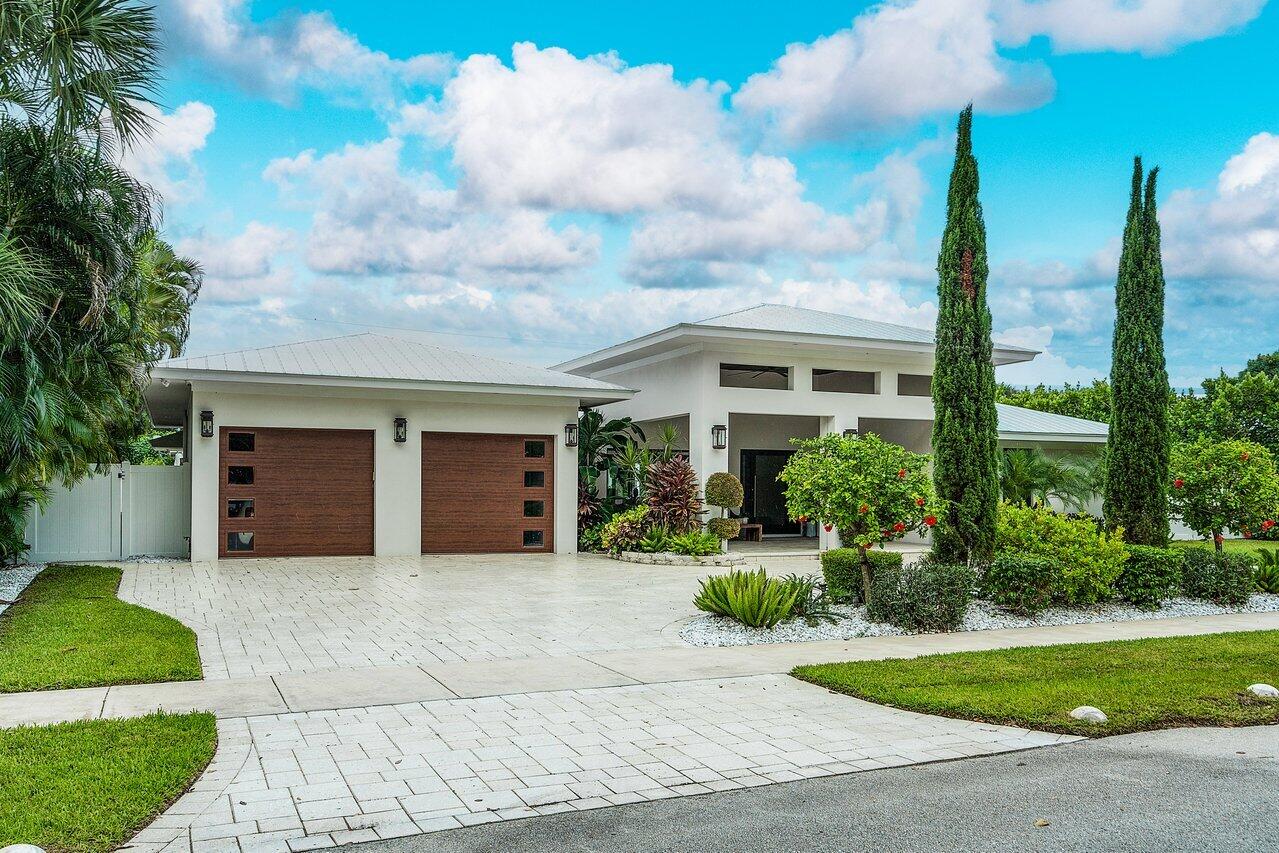 1117 Lake Drive
