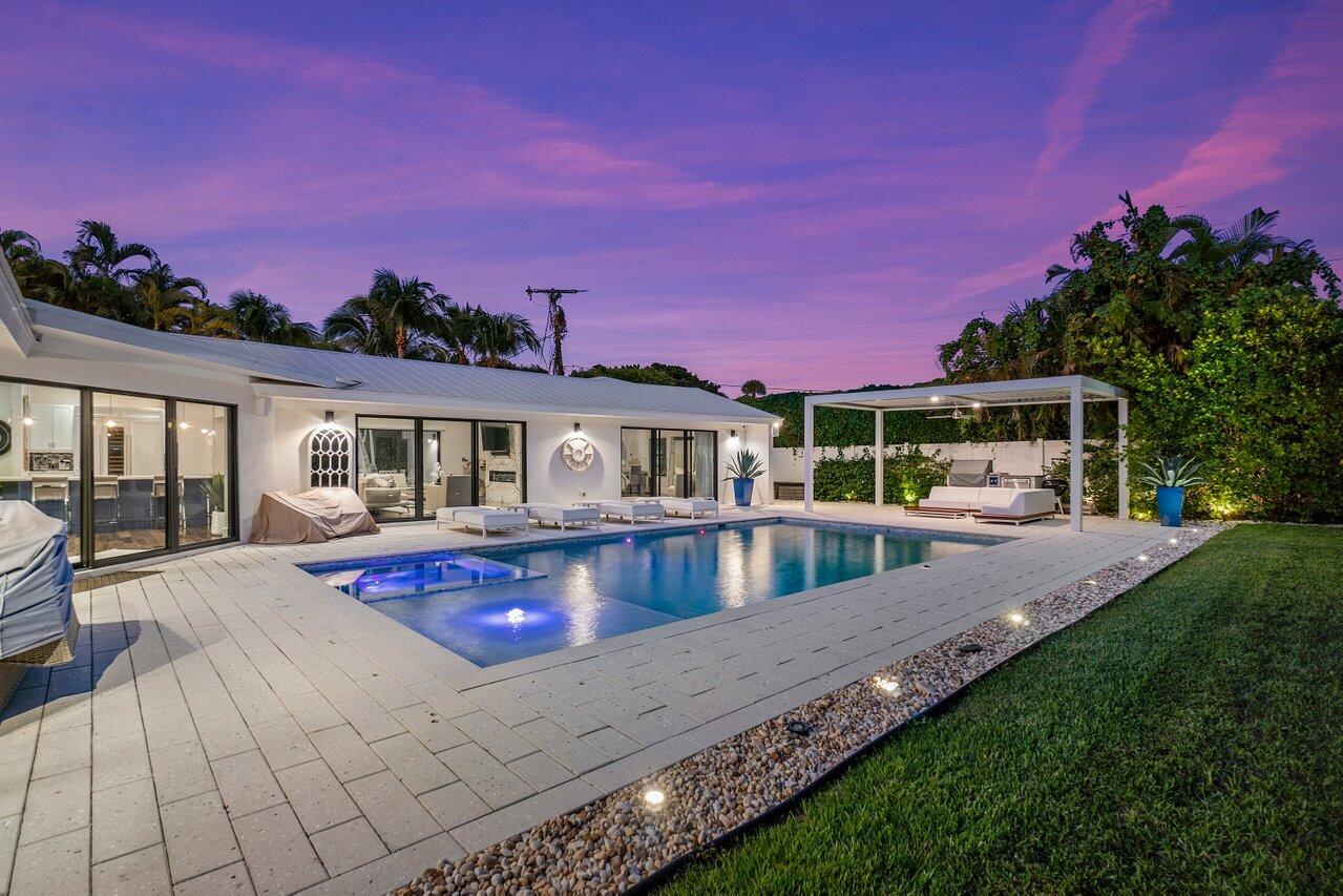 1117 Lake Drive