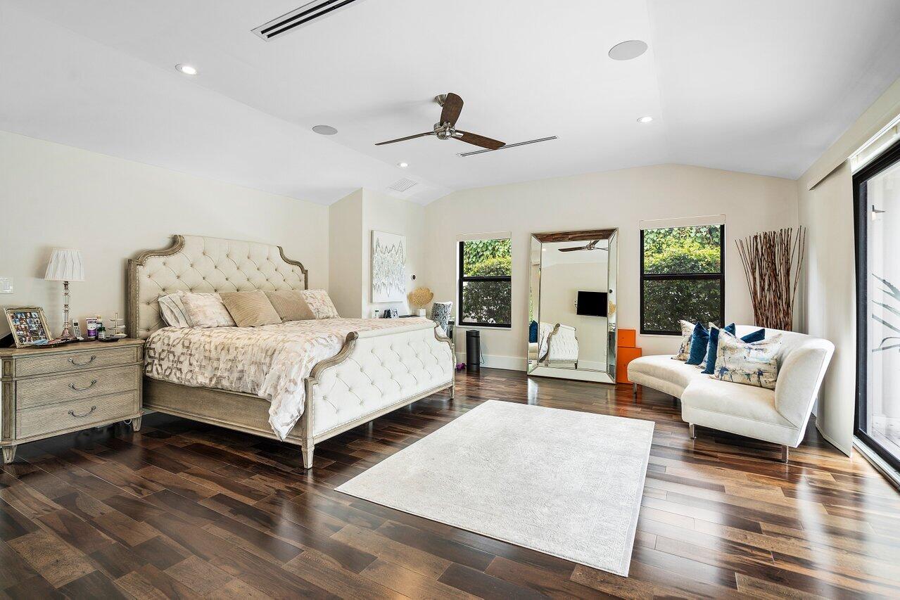 1117 Lake Drive
