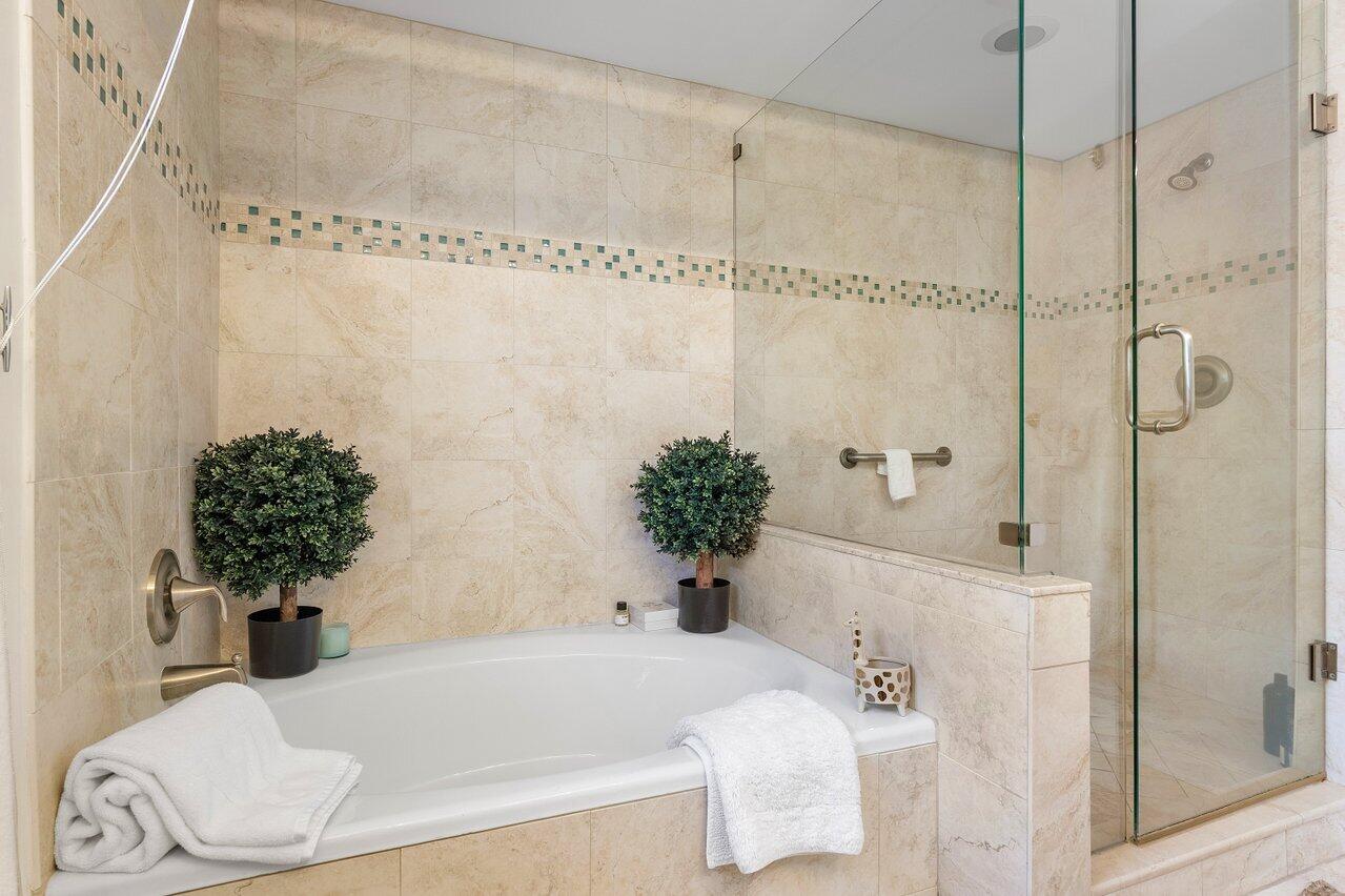 5900 Old Ocean Boulevard B3