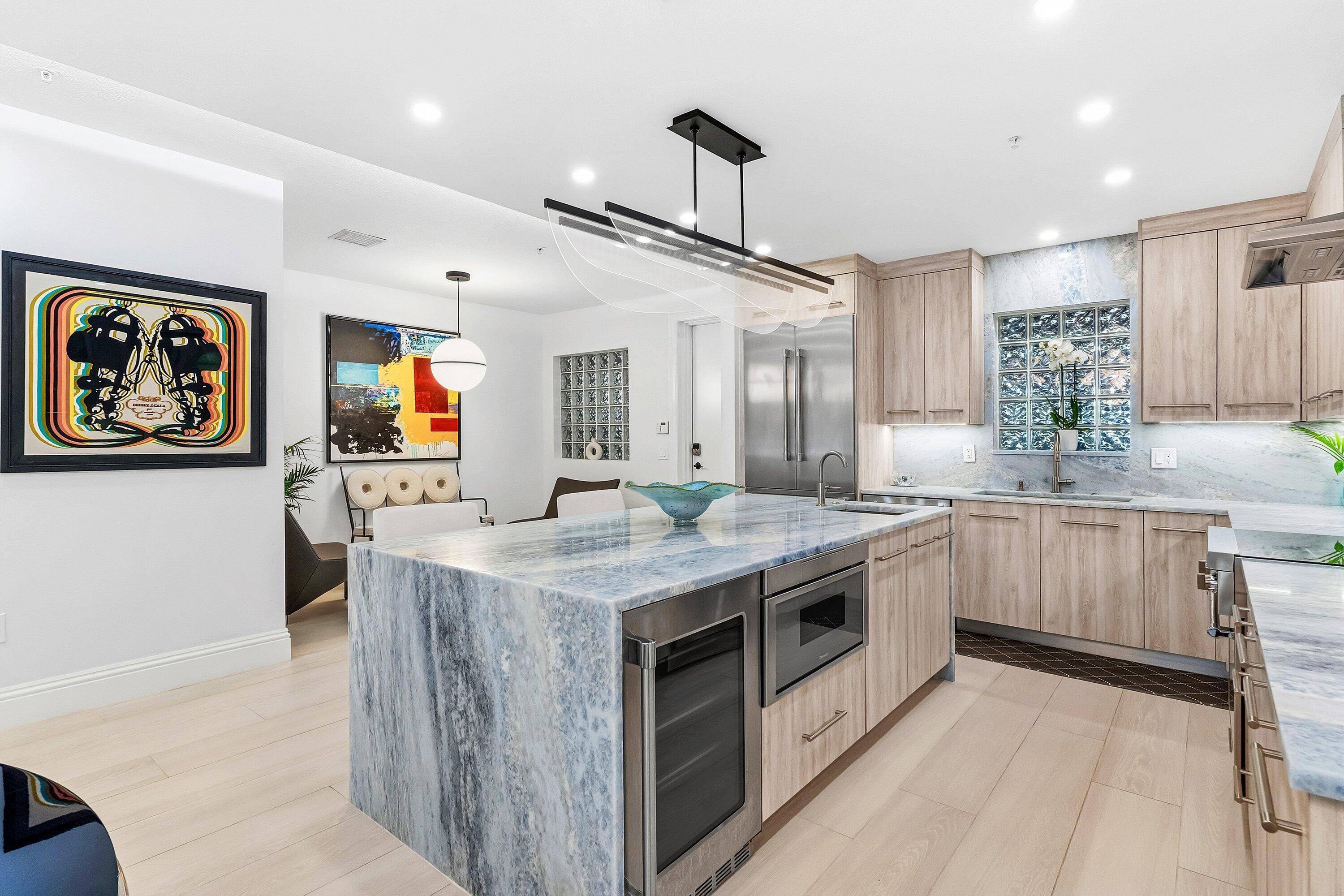 122 SE 6th Avenue 3