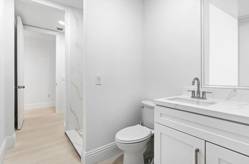 122 SE 6th Avenue 3