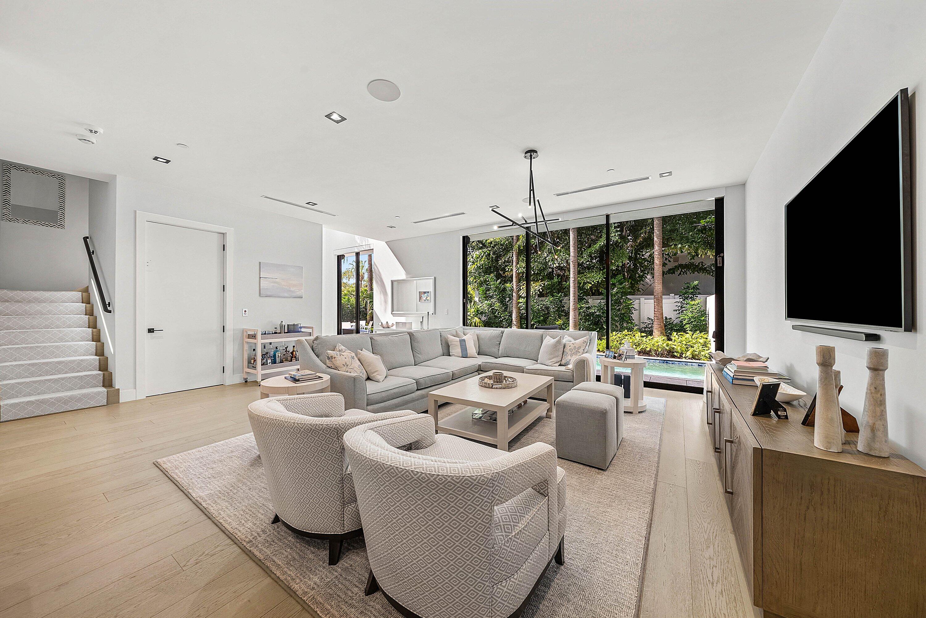 927 Witherspoon Lane