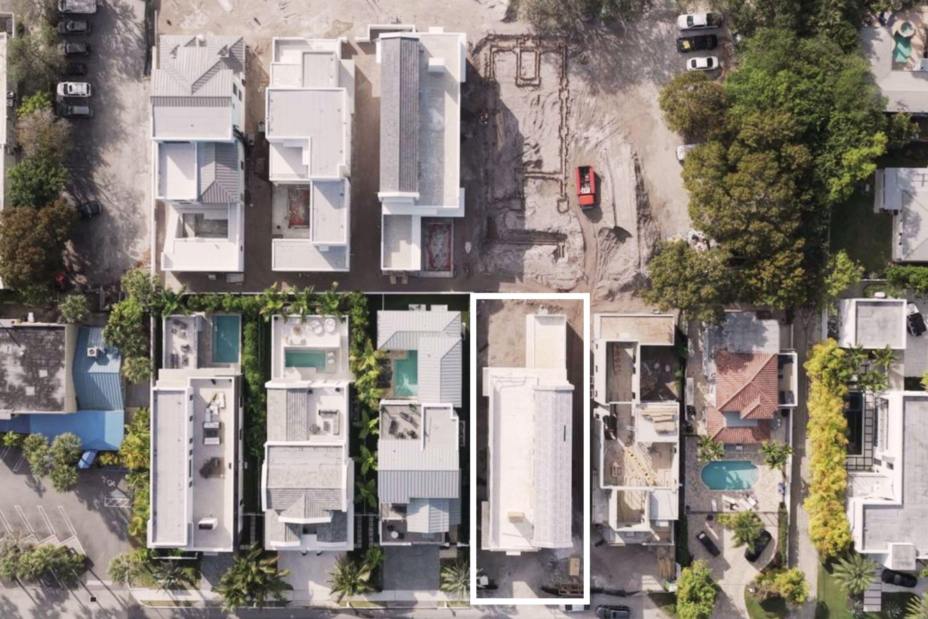 816 Palm Trail