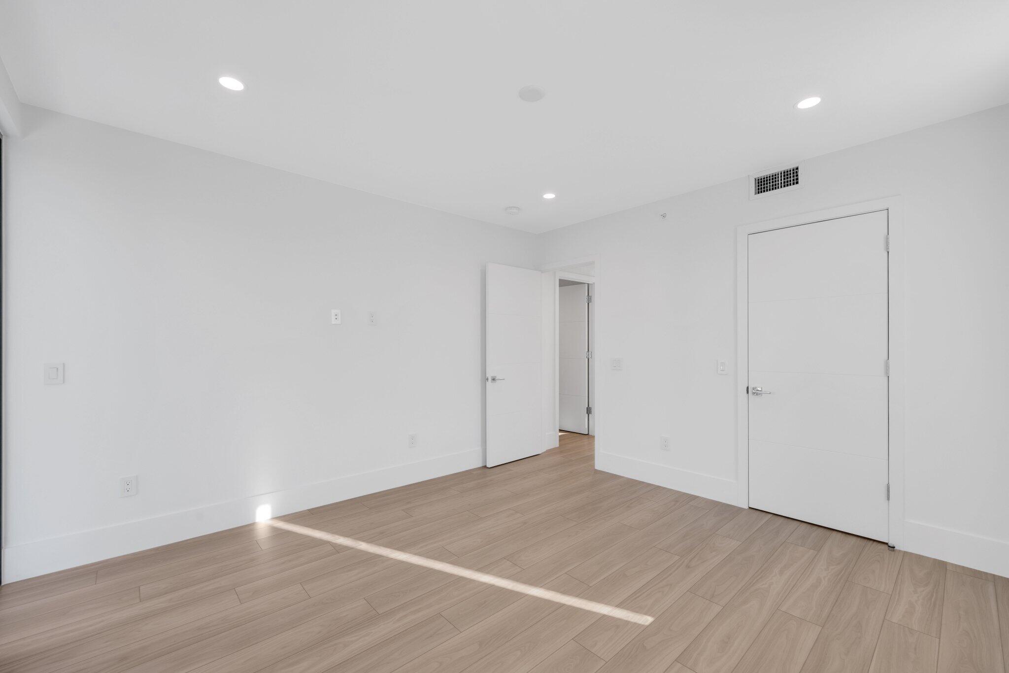 201 SE 4th Avenue
