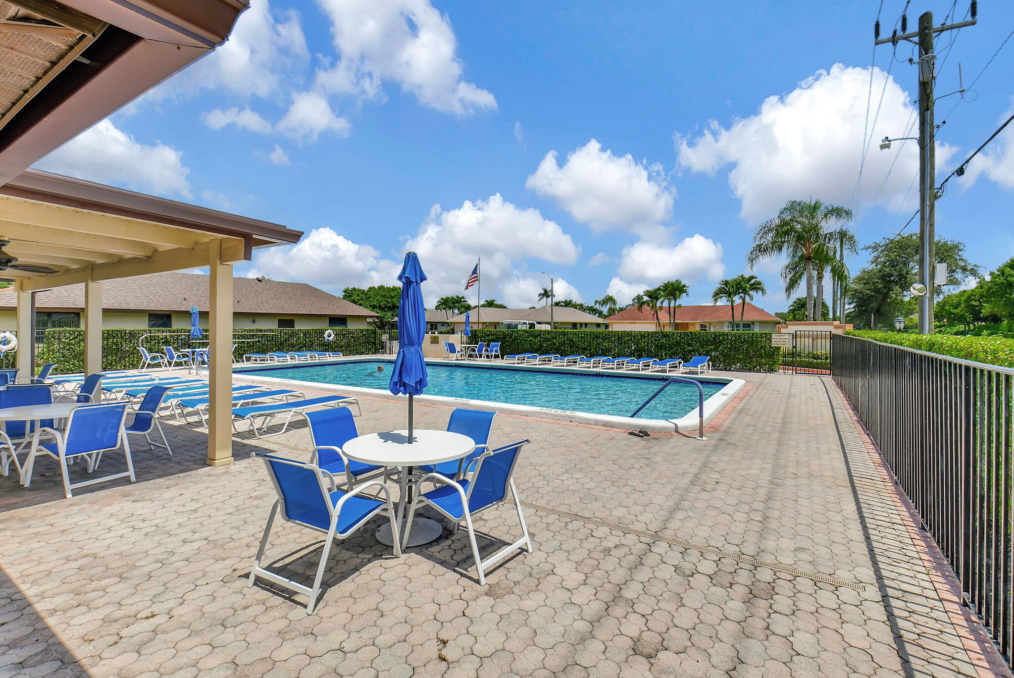 10260 Greentrail Drive N