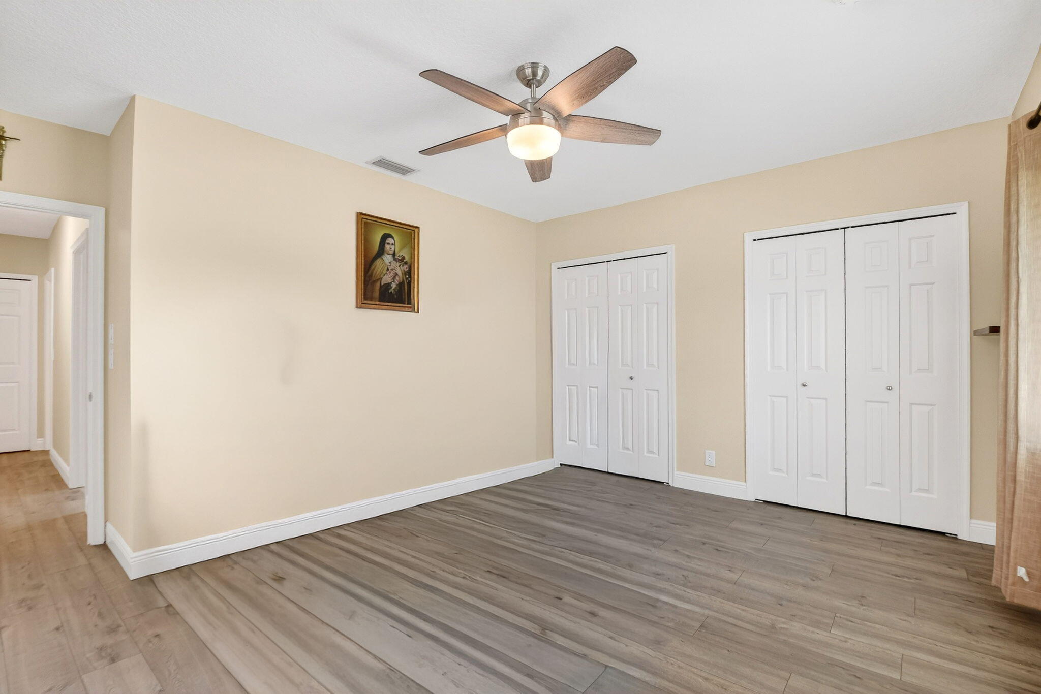 10260 Greentrail Drive N