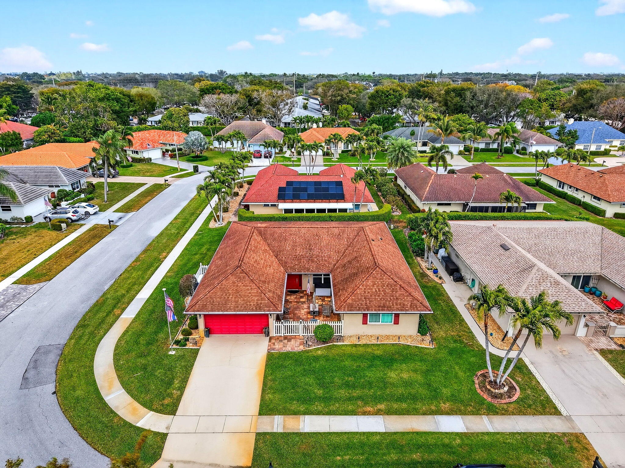 10260 Greentrail Drive N