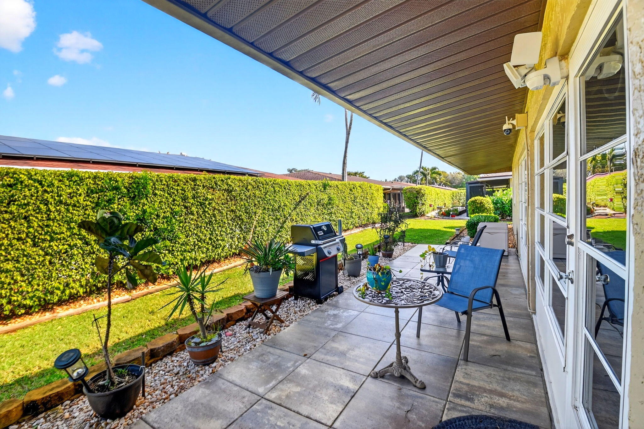 10260 Greentrail Drive N