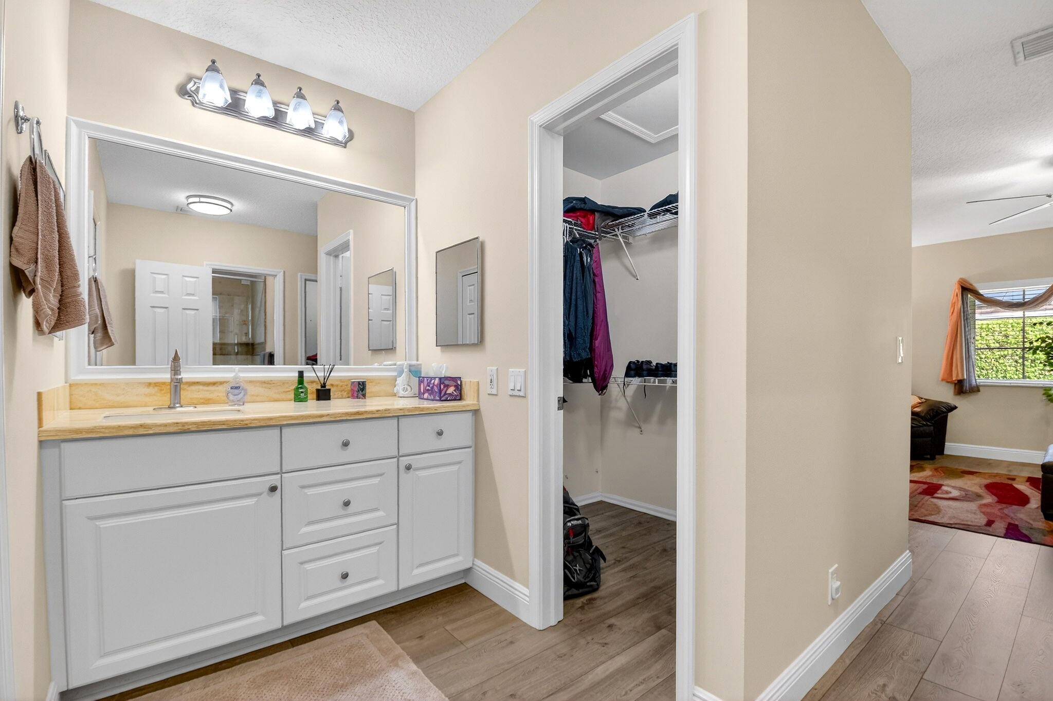 10260 Greentrail Drive N