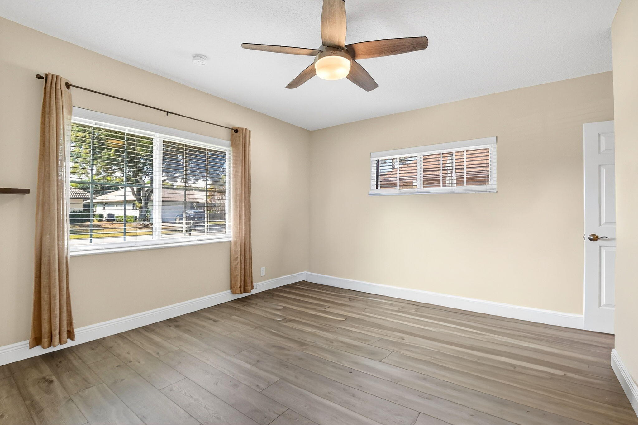 10260 Greentrail Drive N