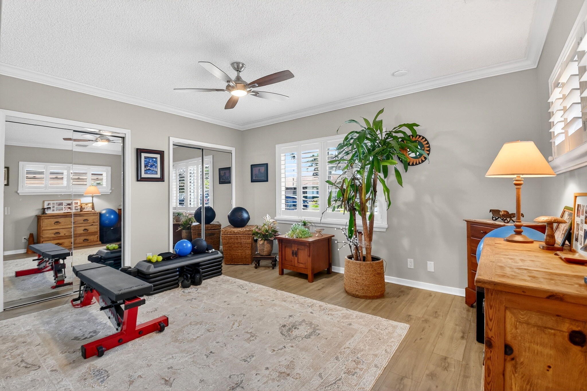 10265 Greentrail Drive N