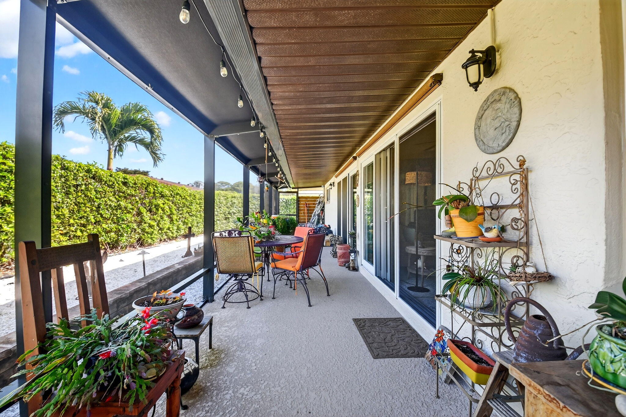 10265 Greentrail Drive N