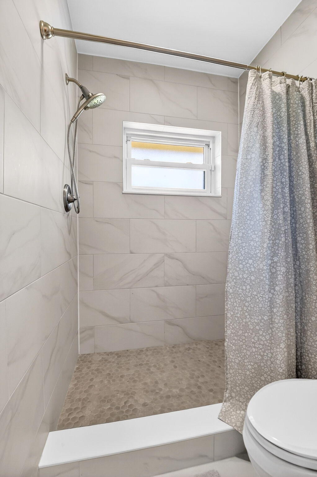 10265 Greentrail Drive N