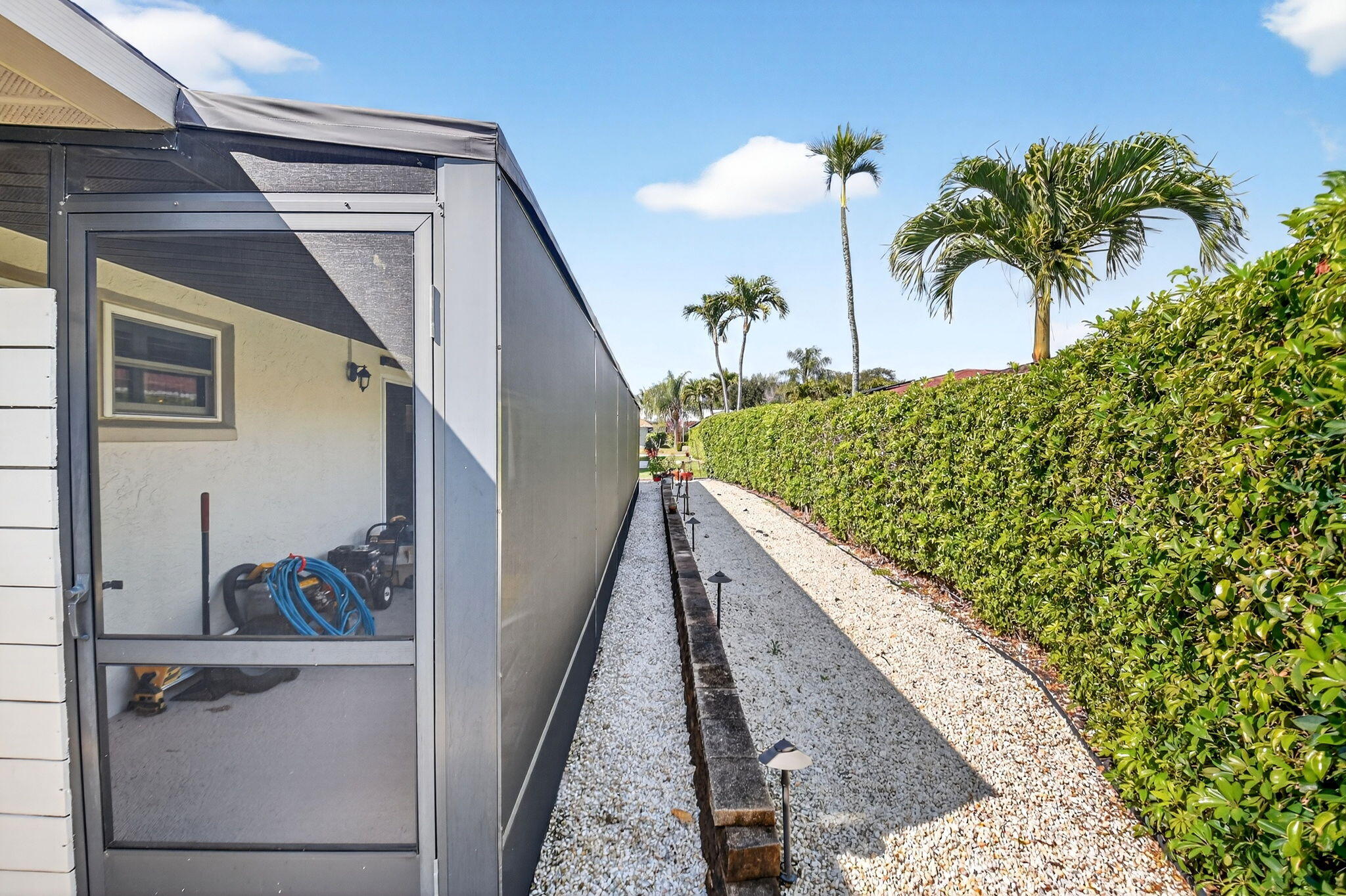 10265 Greentrail Drive N