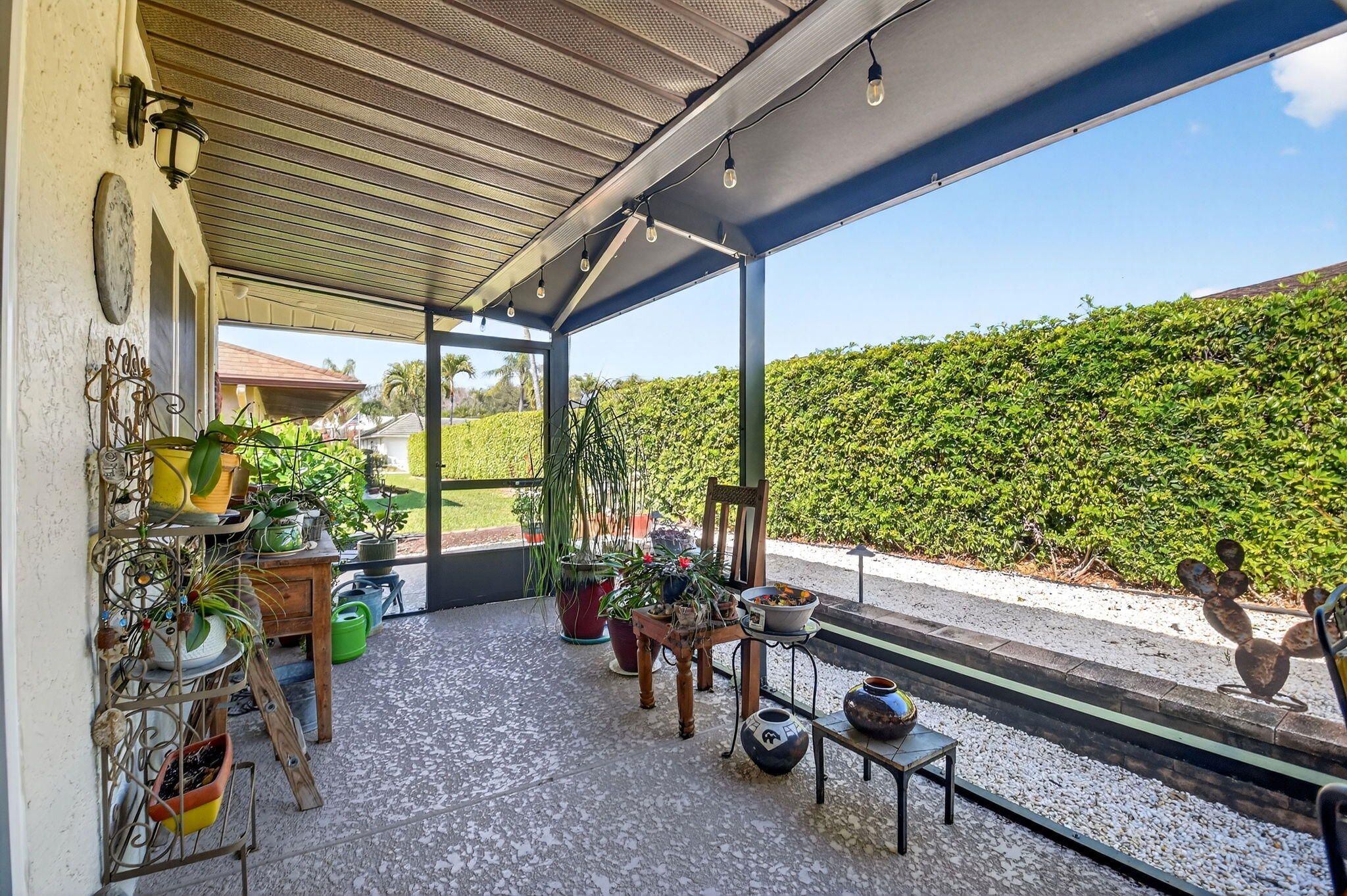 10265 Greentrail Drive N