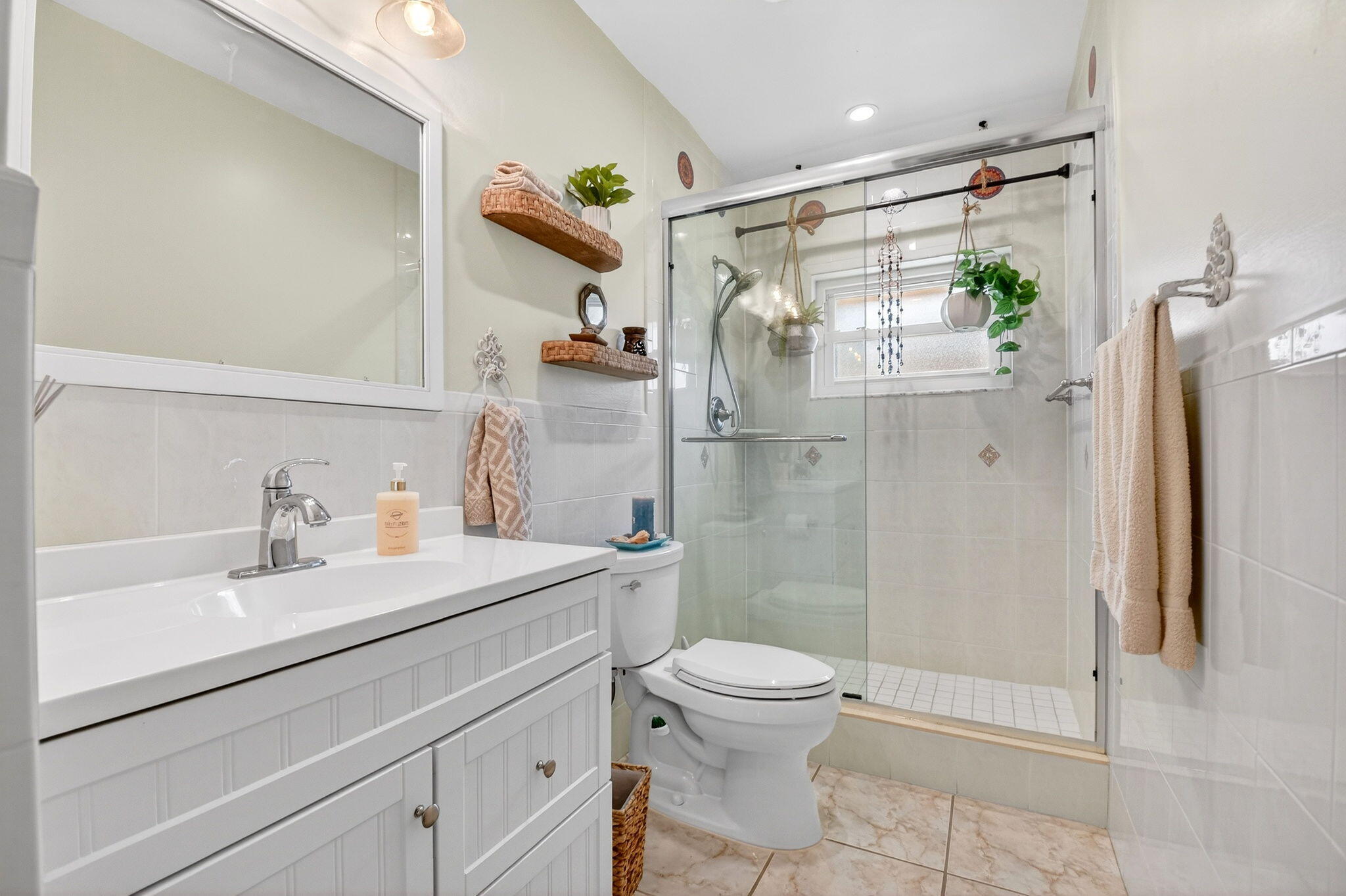 10265 Greentrail Drive N