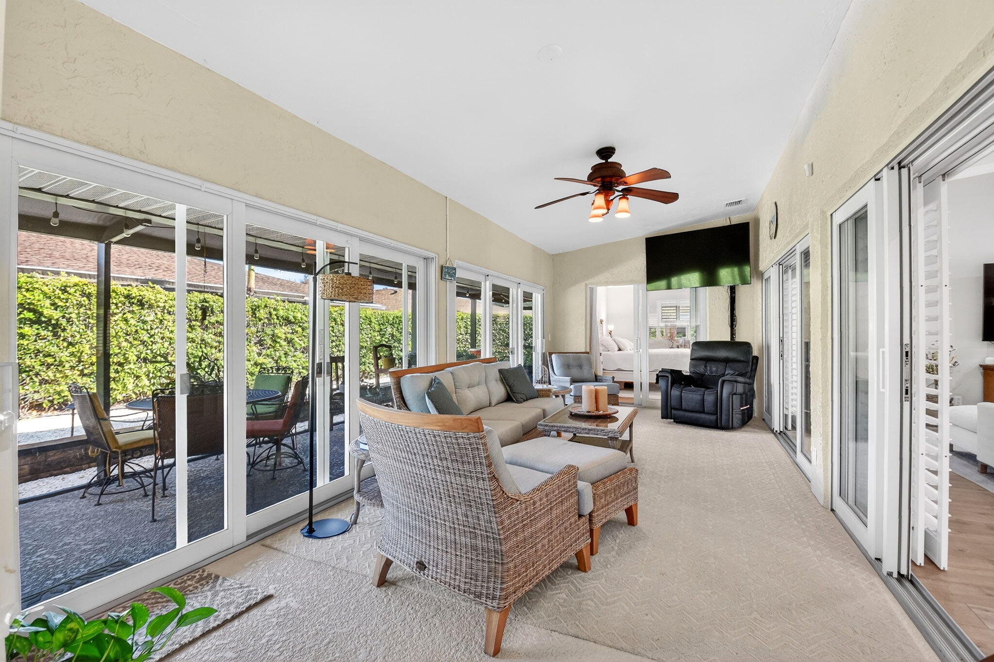 10265 Greentrail Drive N