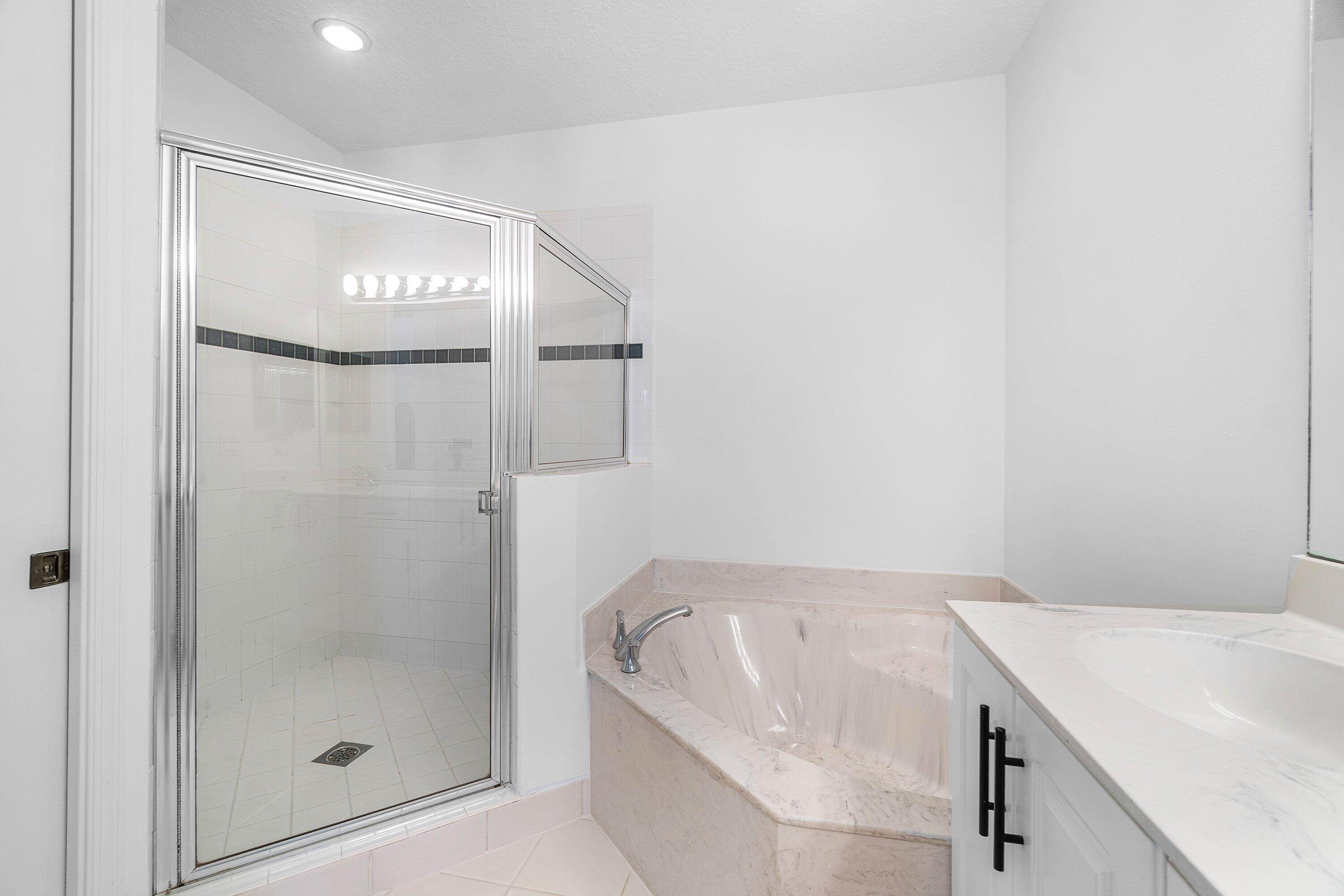 238 E Chrystie Circle