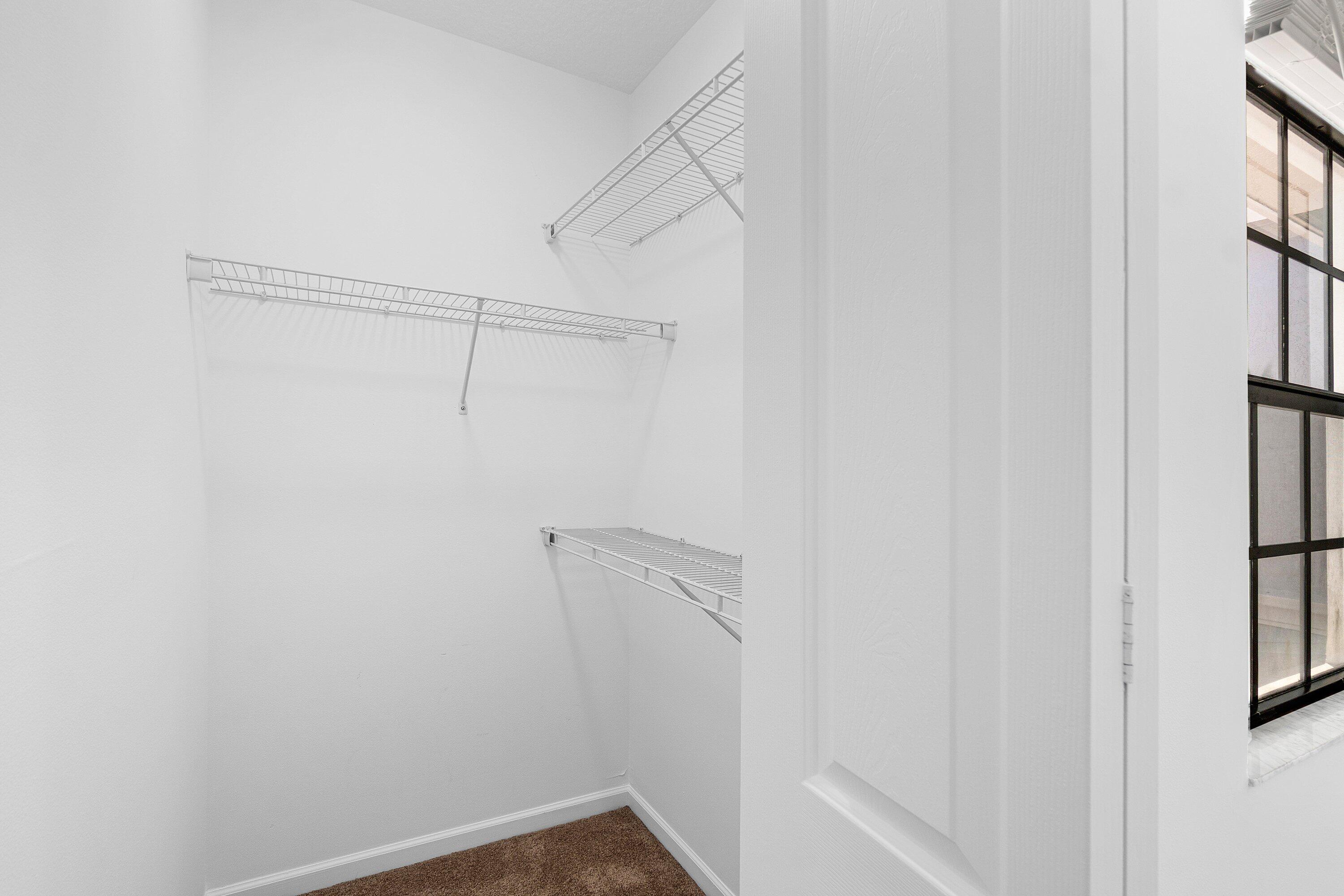 238 E Chrystie Circle