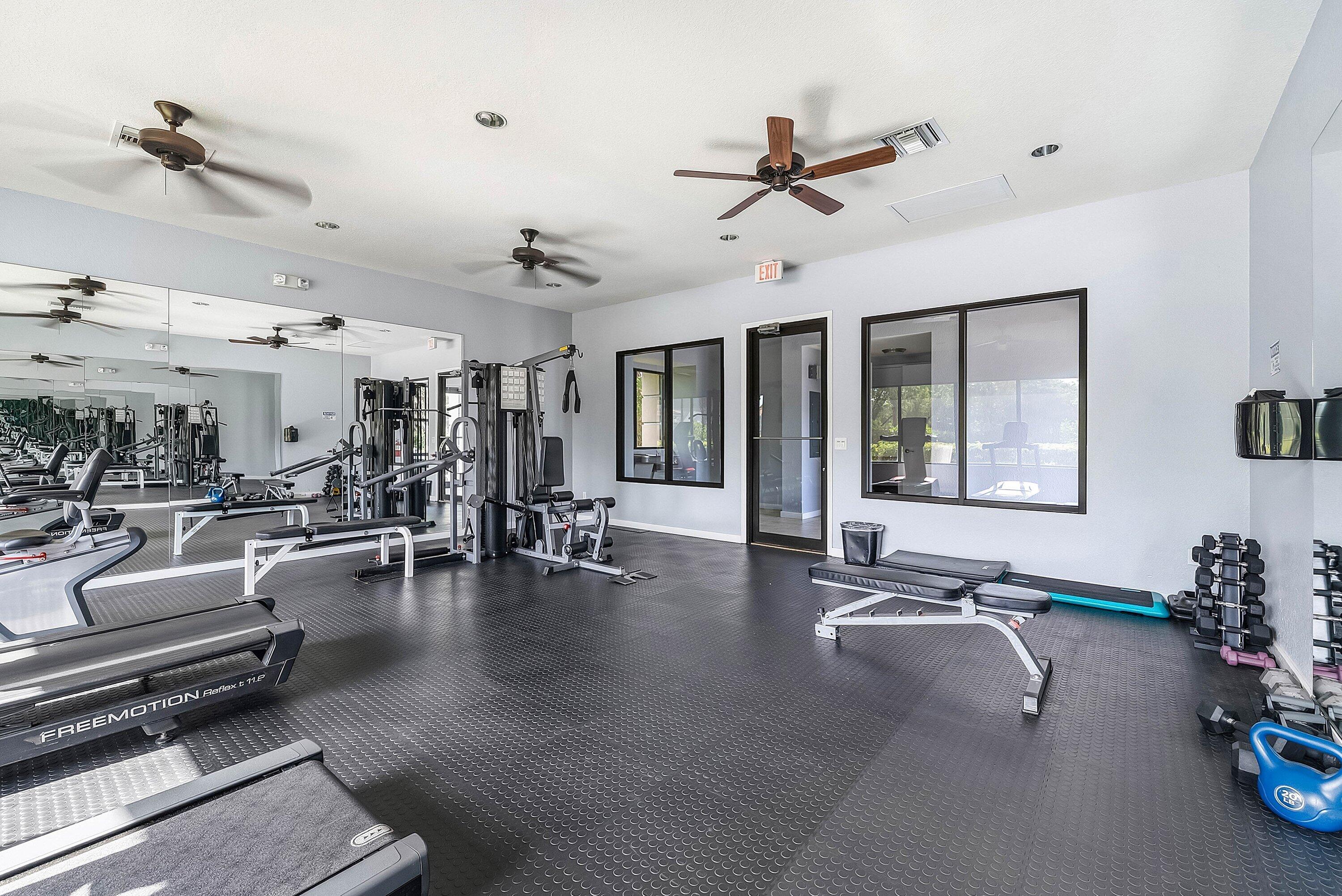 238 E Chrystie Circle