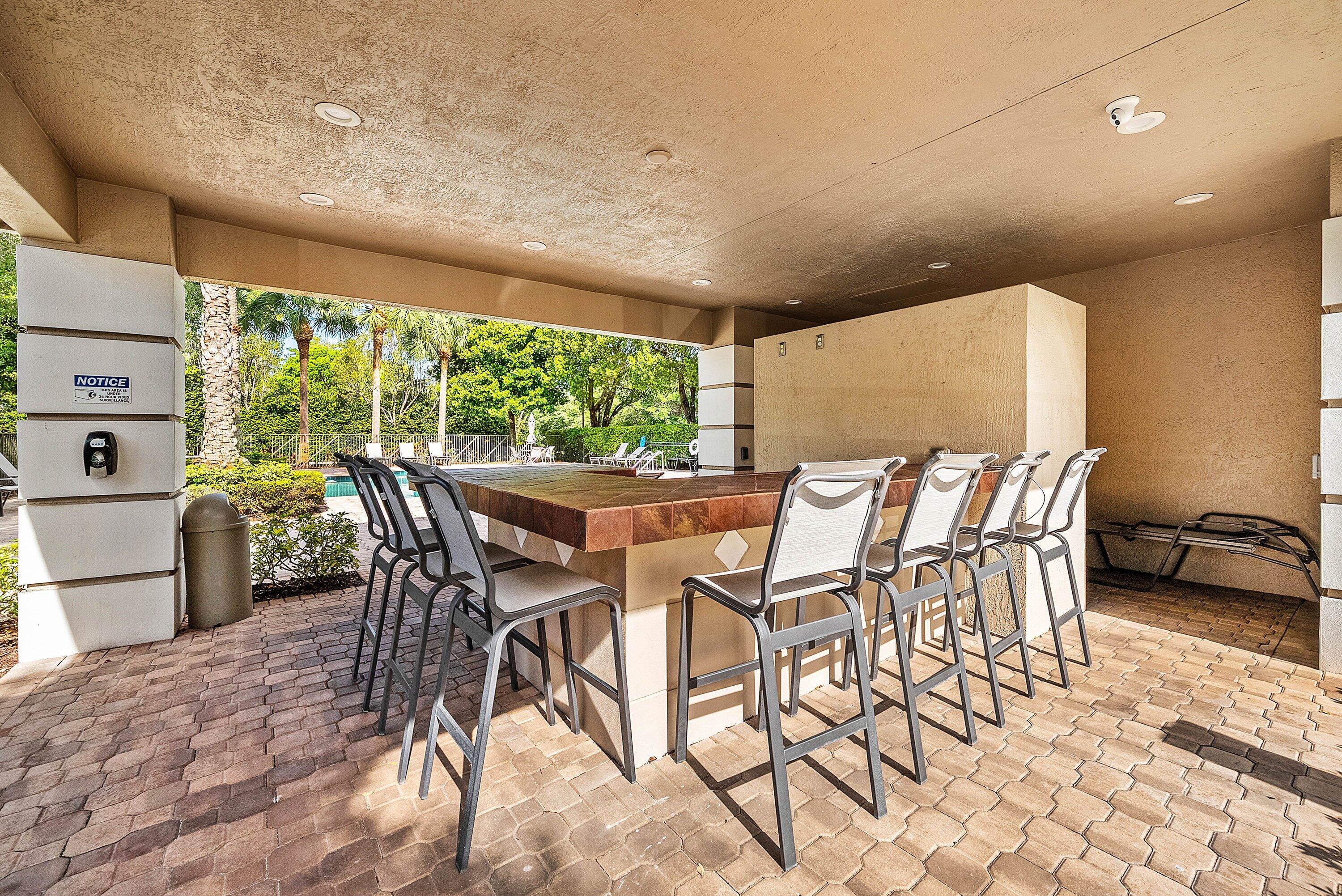 238 E Chrystie Circle