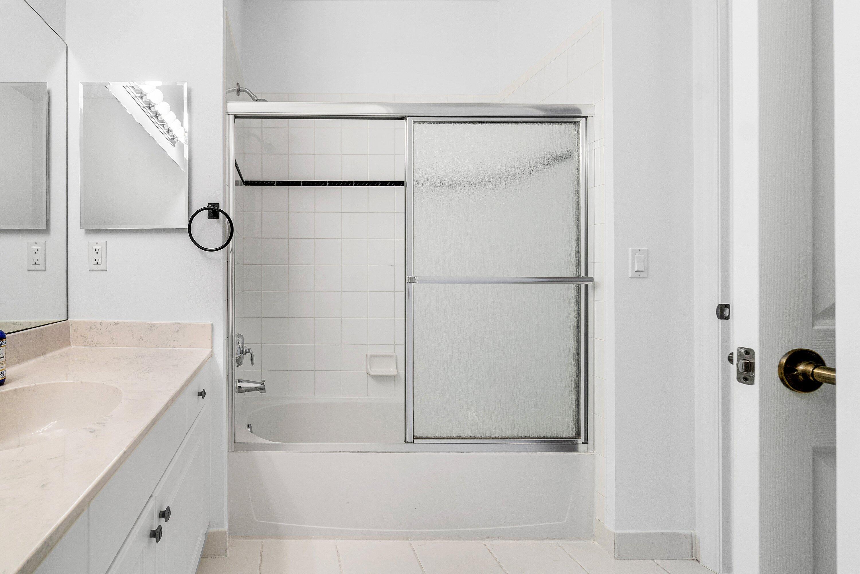 238 E Chrystie Circle