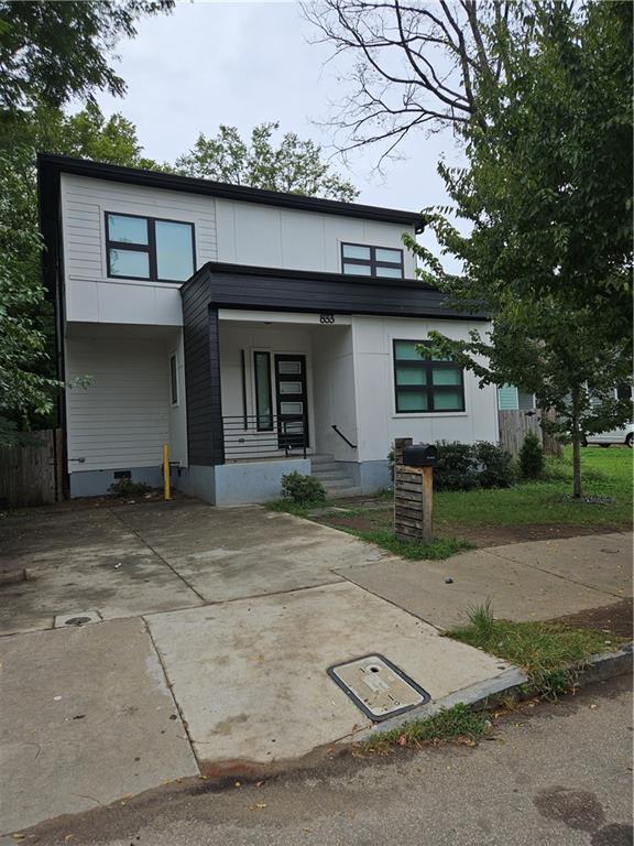 833 Humphries Street
