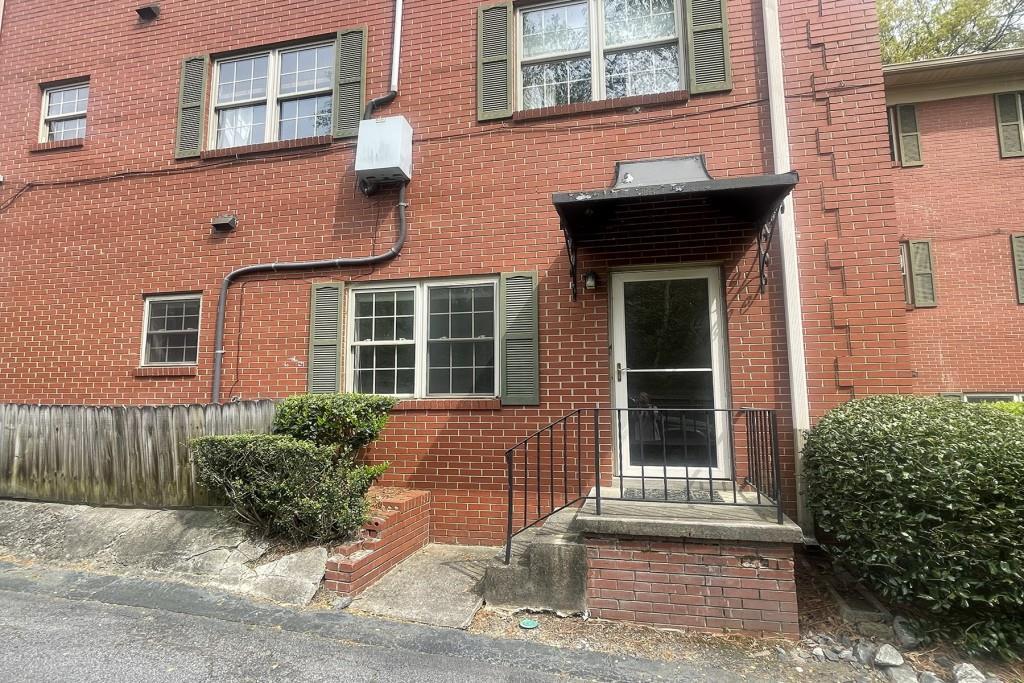 430 Lindbergh Drive NE Unit B5