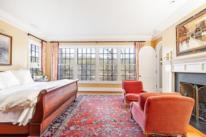 2945 Paces Lake Drive