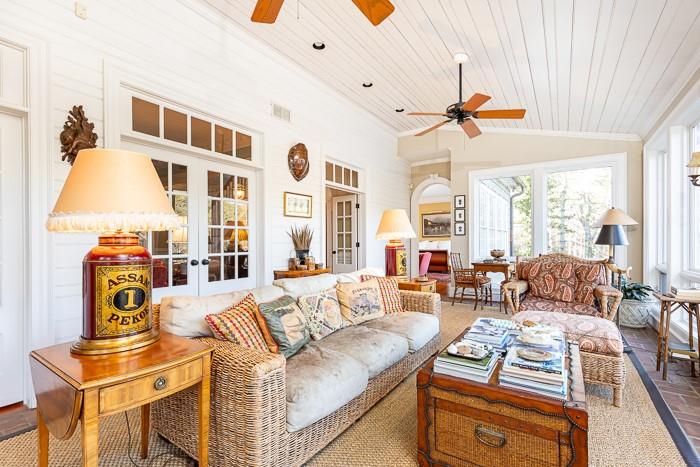 2945 Paces Lake Drive