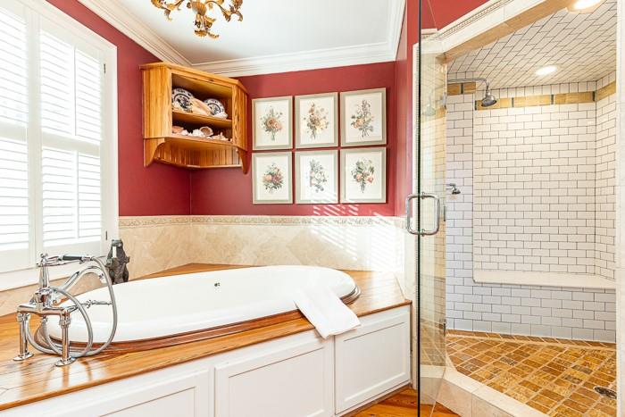 2945 Paces Lake Drive