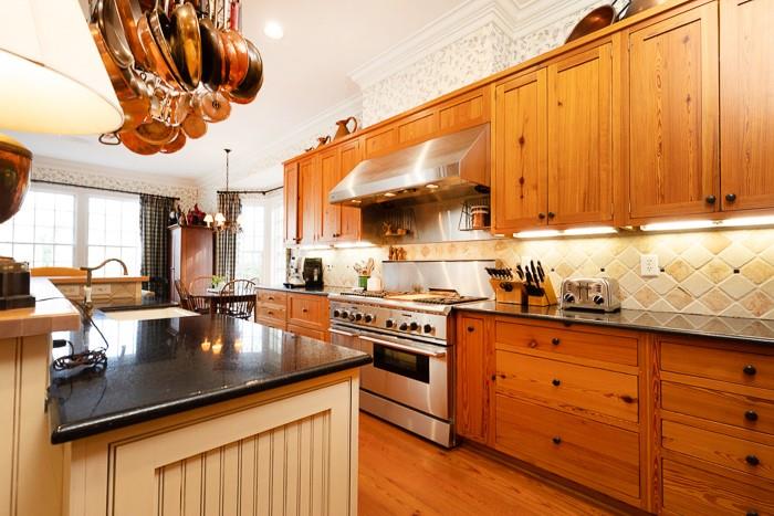 2945 Paces Lake Drive