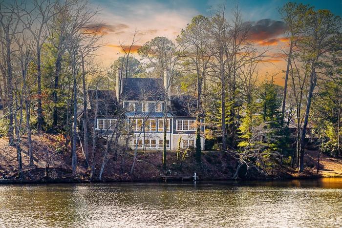 2945 Paces Lake Drive