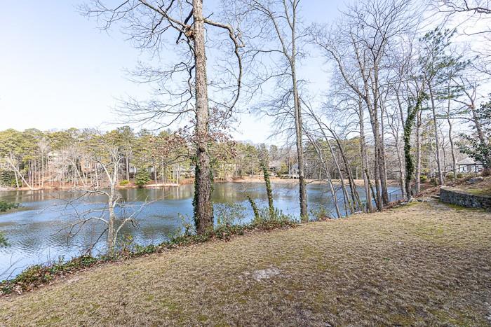 2945 Paces Lake Drive