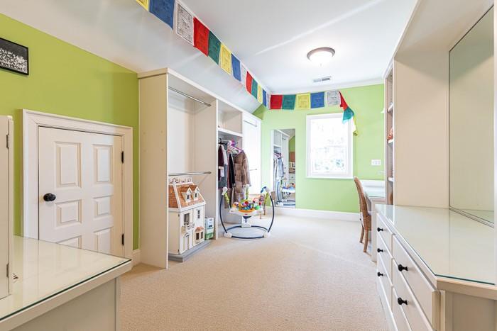 2945 Paces Lake Drive