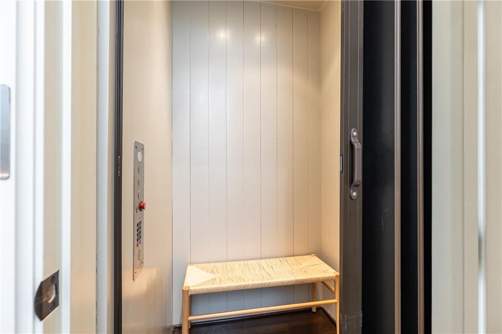 4266 Paces Ferry Road SE