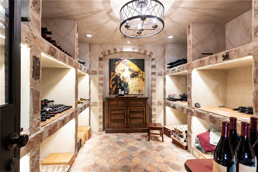 4266 Paces Ferry Road SE